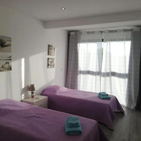 Aldeia Turistica T2 *